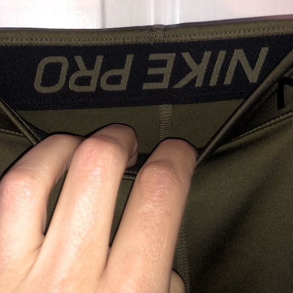 NIKE PRO khaki leggings size UK M - Picture 2 of 11